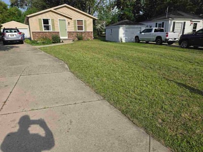 Lawn Care service in Grandville, 49418