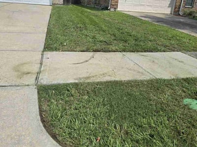 Lawn Care service in Richmond, 94801