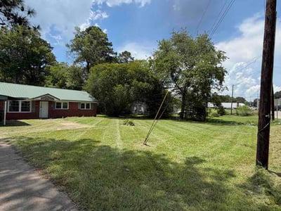 Lawn Care service in Wetumpka, 36092