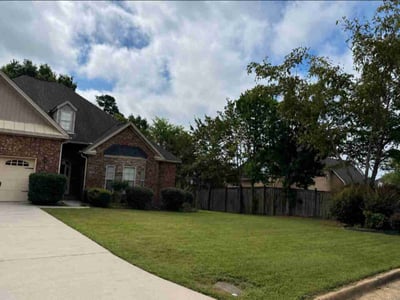 Lawn Care service in Prattville, 36067