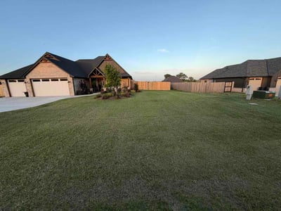 Lawn Care service in Lawton, 73501