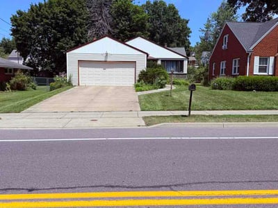 Lawn Care service in Binghamton, 13905