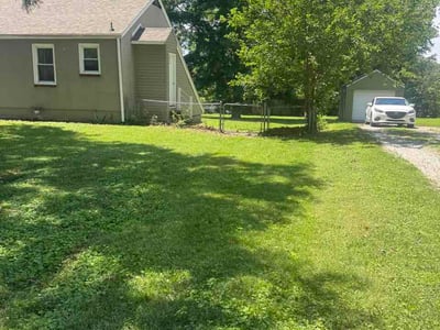 Lawn Care service in Jefferson City, 65101