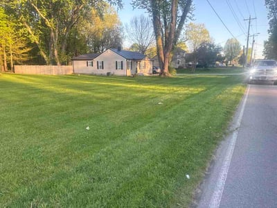 Lawn Care service in Sheboygan, 53081