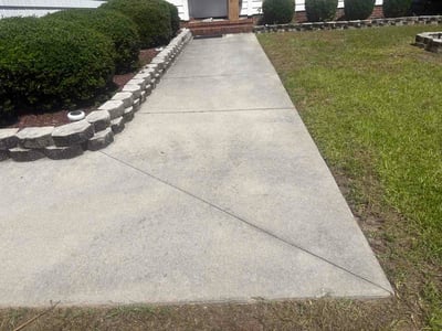 Lawn Care service in Jacksonville, 28540