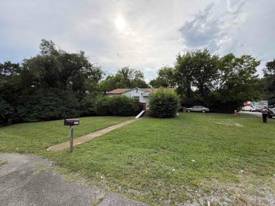 Lawn Care service in Madison, 37115