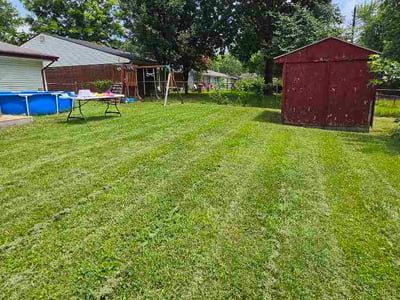 Lawn Care service in Clarksville, 47129
