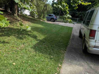 Lawn Care service in Alton, 62002