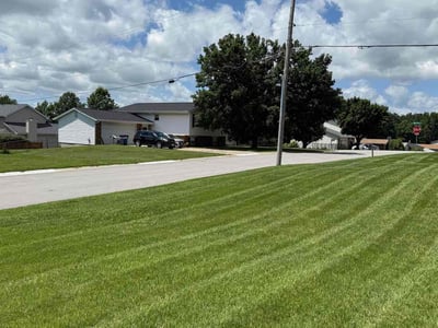 Lawn Care service in Sullivan, 63080