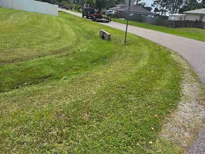 Lawn Care service in Satellite Beach, 32937
