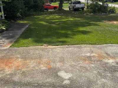 Lawn Care service in Camden, 29020