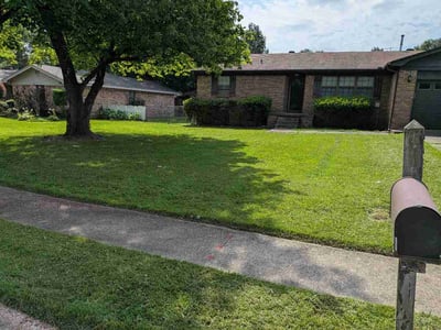Lawn Care service in Jacksonville, 72076