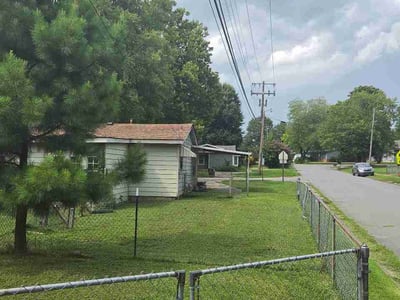 Lawn Care service in Jacksonville, 72076