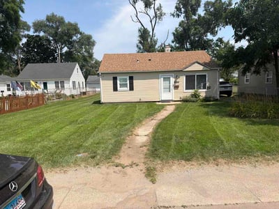 Lawn Care service in East Chicago, 46312