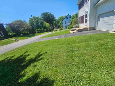 Lawn Care service in Denver, 17517