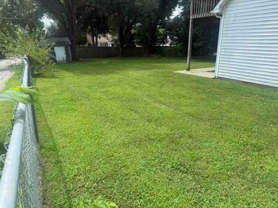Lawn Care service in Leavenworth, 66048