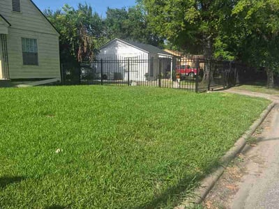 Lawn Care service in Mission, 78572