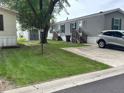 Lawn Care service in Griffith, 46319