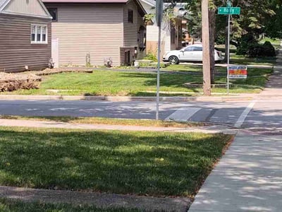 Lawn Care service in Streamwood, 60107