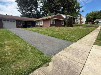 Lawn Care service in Gloucester City, 08030