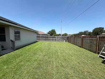 Lawn Care service in Cibolo, 78108