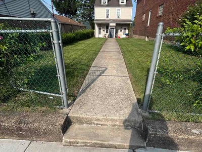 Lawn Care service in Duquesne, 15110