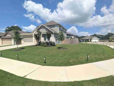 Lawn Care service in Cedar Creek, 78612