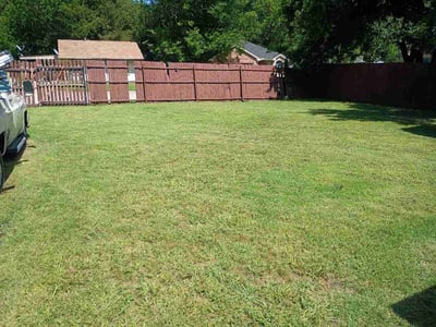 Lawn Care service in White Settlement, 76108