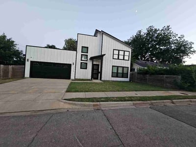Lawn Care service in Dallas, 75201