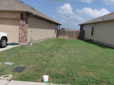Lawn Care service in Dale, 78616