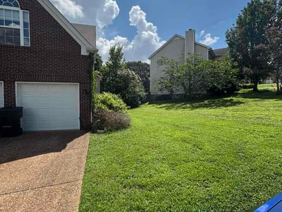 Lawn Care service in Antioch, 37013