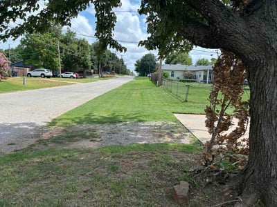Lawn Care service in Bethany, 73008
