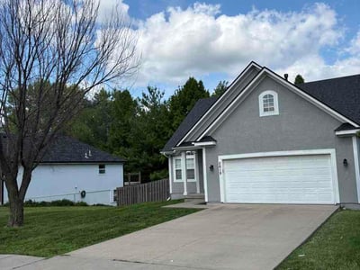 Lawn Care service in Roy, 84067
