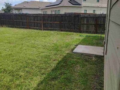 Lawn Care service in Lytle, 78052