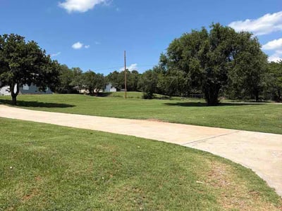 Lawn Care service in Tuttle, 73089