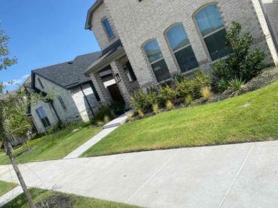 Lawn Care service in Bedford, 76021