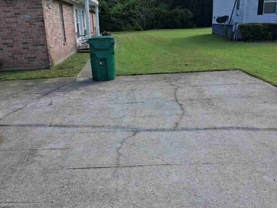 Lawn Care service in Walker, 70785