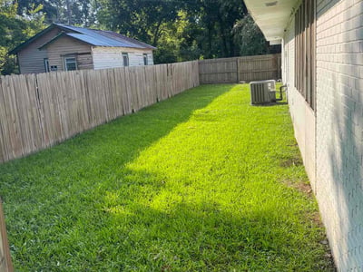 Lawn Care service in Breaux Bridge, 70517