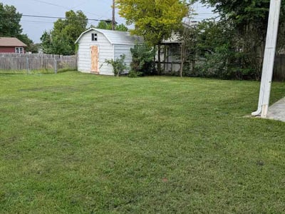 Lawn Care service in Sand Springs, 74063