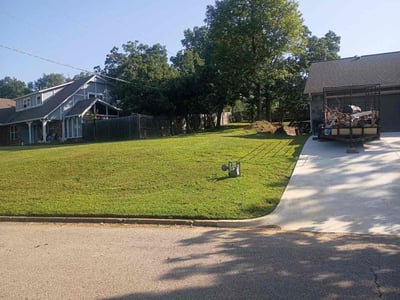 Lawn Care service in Sand Springs, 74063