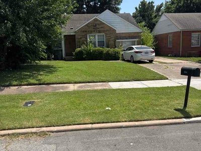 Lawn Care service in Collinsville, 74021