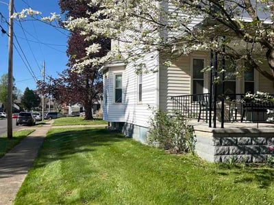 Lawn Care service in Canton, 44702