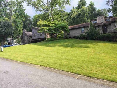 Lawn Care service in Clyde, 28721