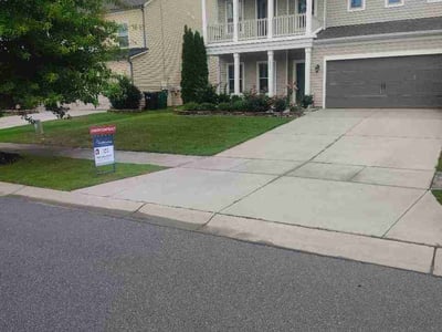 Lawn Care service in Clover, 29710