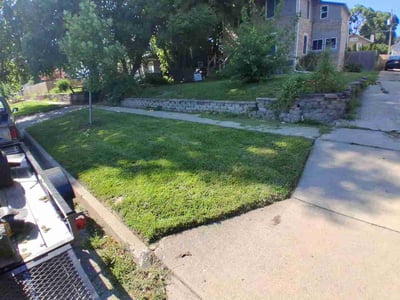 Lawn Care service in Clive, 50325