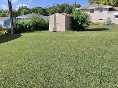 Lawn Care service in Omaha, 68102