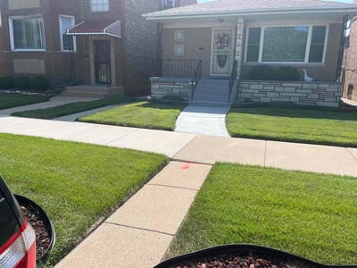 Lawn Care service in Woodridge, 60517