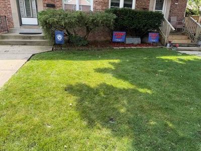 Lawn Care service in Skokie, 60076