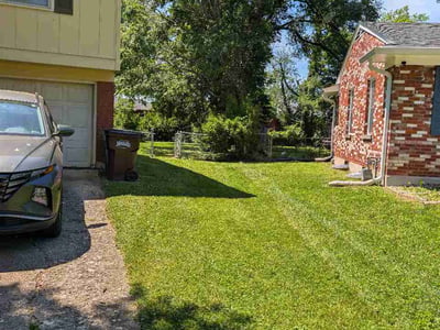Lawn Care service in Sellersburg, 40475
