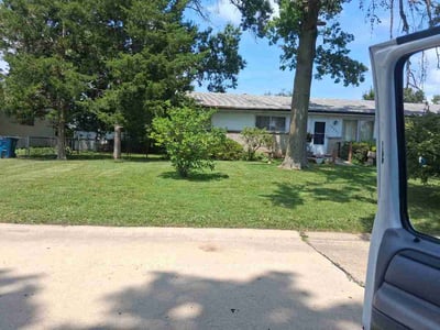 Lawn Care service in Crestwood, 63126